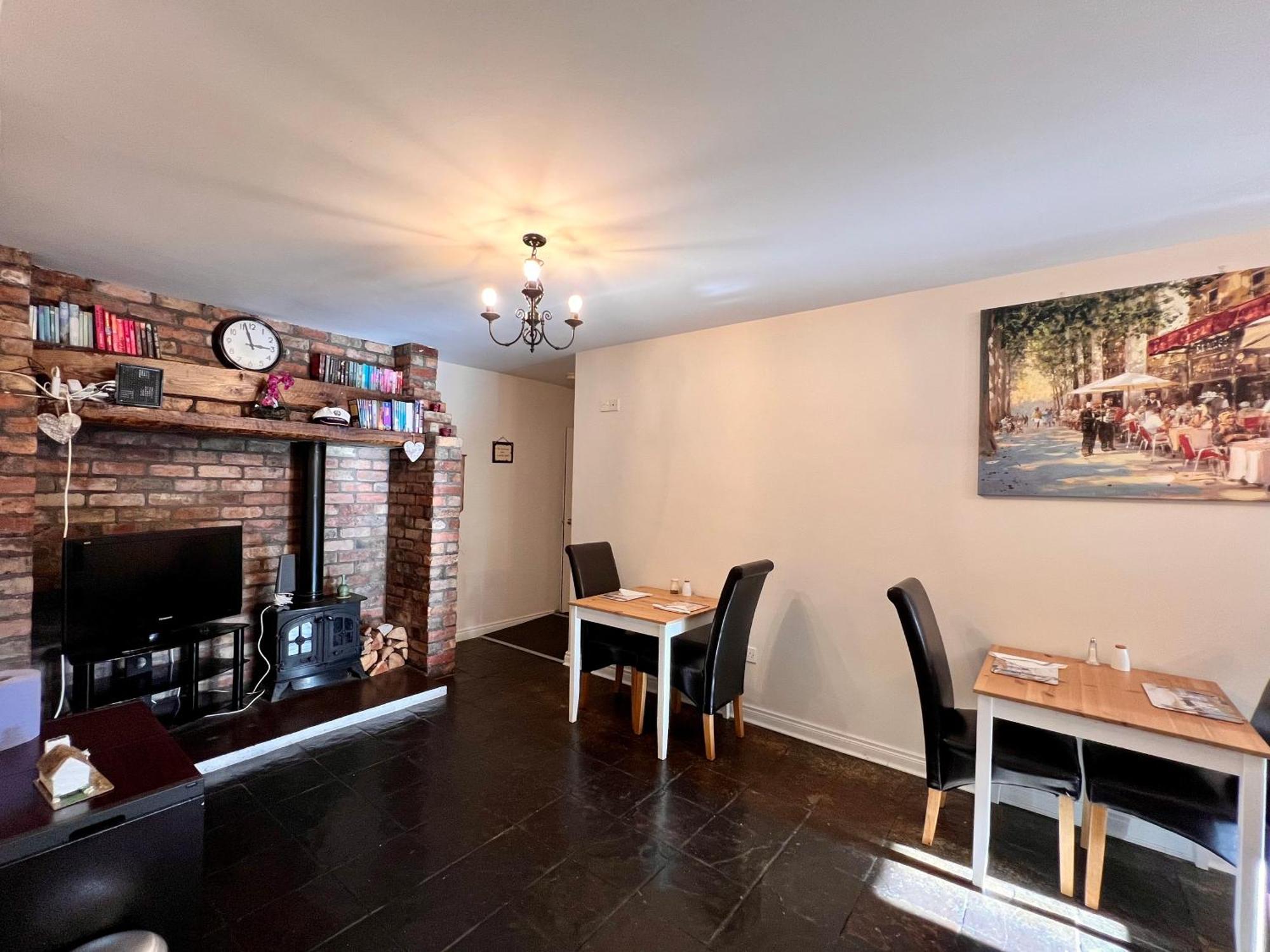 Ashfield Bed & Breakfast เบลฟาสต์ ภายนอก รูปภาพ