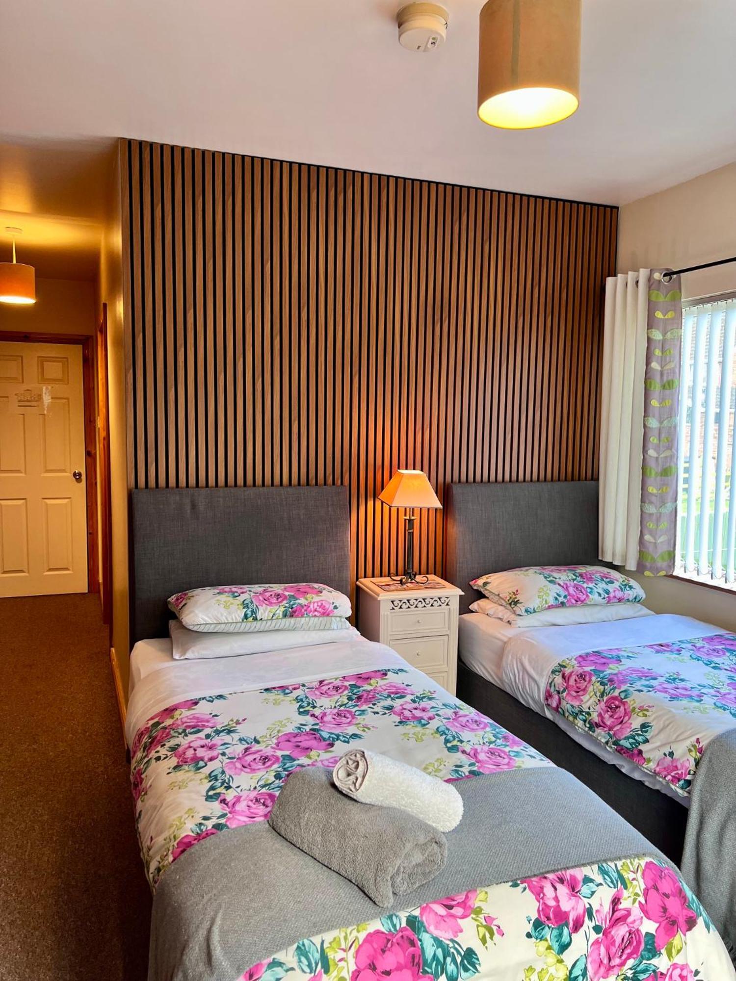 Ashfield Bed & Breakfast เบลฟาสต์ ภายนอก รูปภาพ