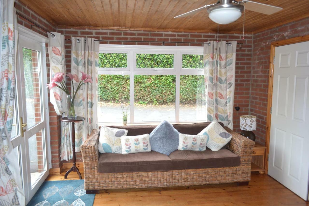Ashfield Bed & Breakfast เบลฟาสต์ ภายนอก รูปภาพ